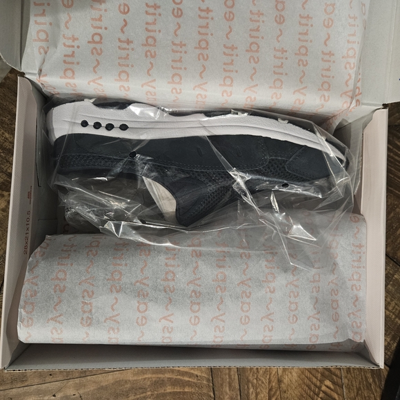 Easy Spirit Traveltime mule sneakers Navy/White . Size 8.5 W - New In Box - Picture 7 of 9